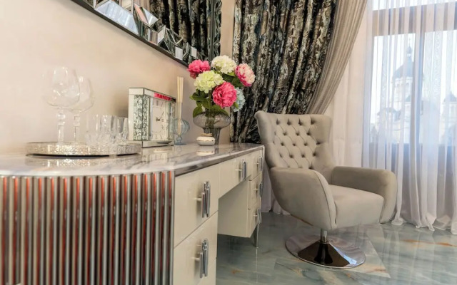 Luxury Suites