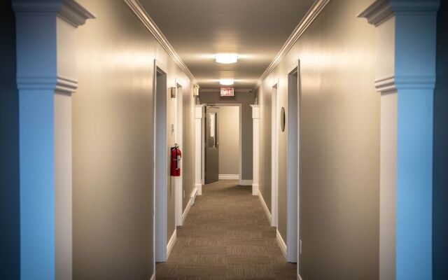 Newfound Inn & Suites