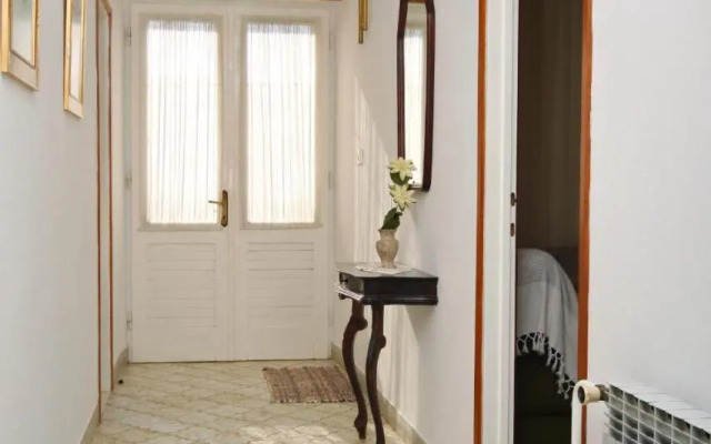 Apartments by the sea Supetar, Brac - 6040