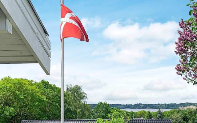 6 Person Holiday Home in Farsø