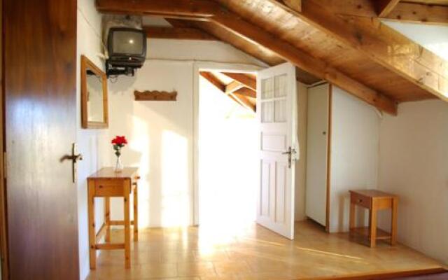 Gerakari Thalassa Studios