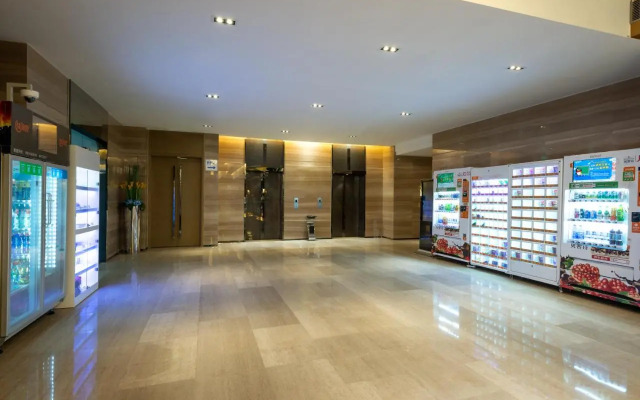 Holiday Inn Express Shanghai New Jinqiao