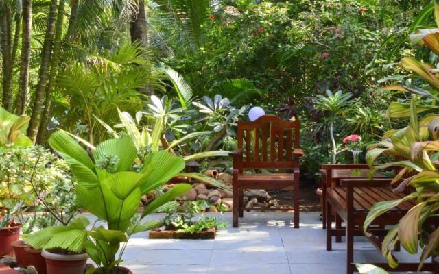 Palm Grove Cottages - Leisure Resort