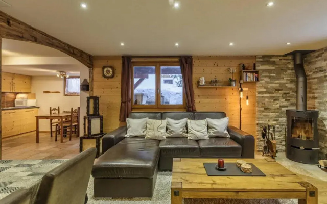Beautiful Apartment Under Owners Chalet
