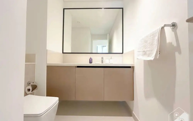 Luxury Burj Crown 4bedroom Balcony & Downtown View