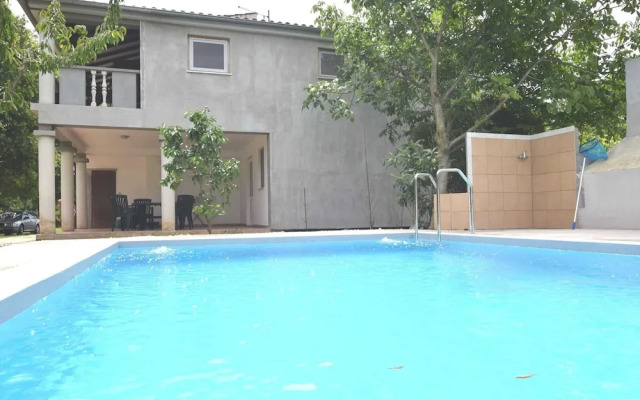 Modern Apartment in Banjole With Pool
