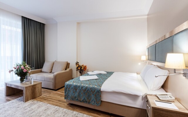 Mari Suites Hotel