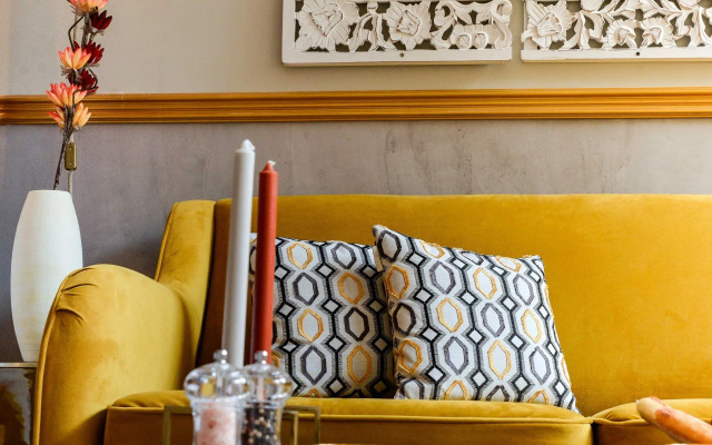 Rose & Garden - Eiffel Tower