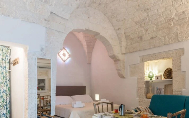 Nice and White Studio by Wonderful Italy