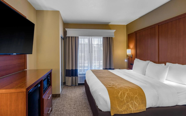 Comfort Suites Marshall