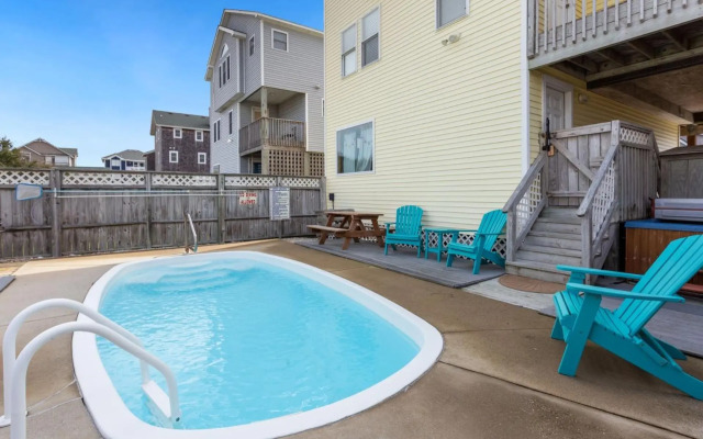 6195 - A Bit of Heaven