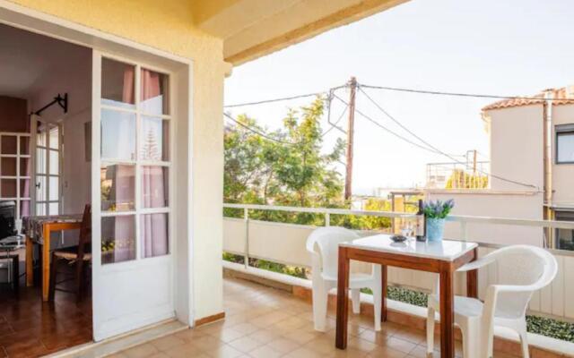 Rena's Hospitality walk to the beach,10min to Chania!