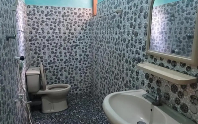 Thomasha Holiday Inn