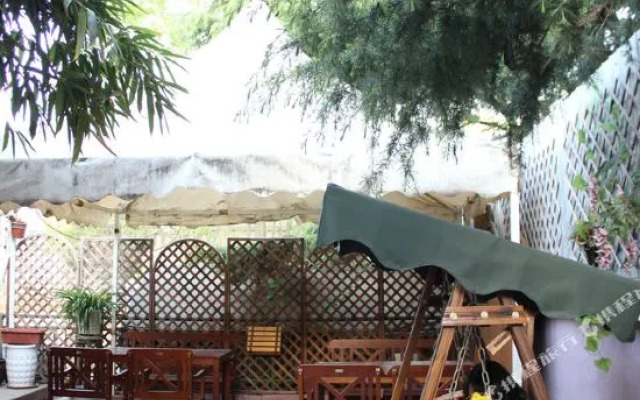 Jiuhaobing Youth Hostel