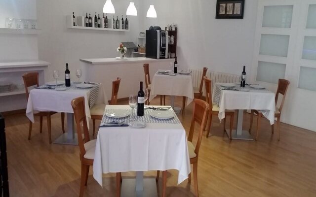Hotel Es Nautico Suites