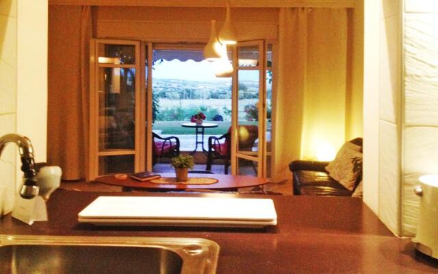 Lovely apartm.near airport