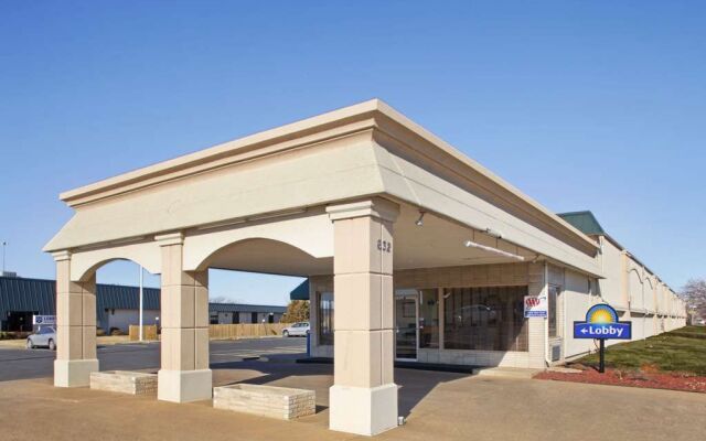 Days Inn By Wyndham Salina South