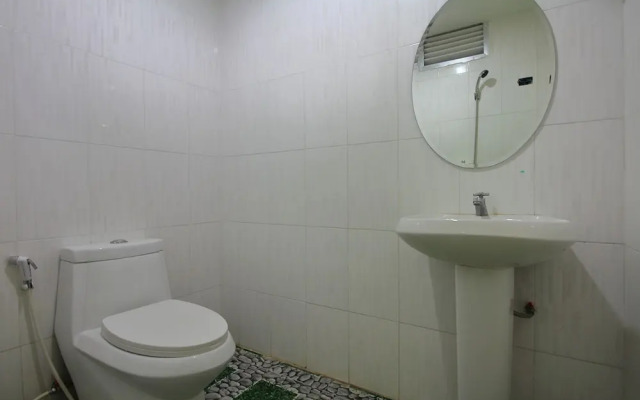 OYO 410 Diamond Boutique Hostel