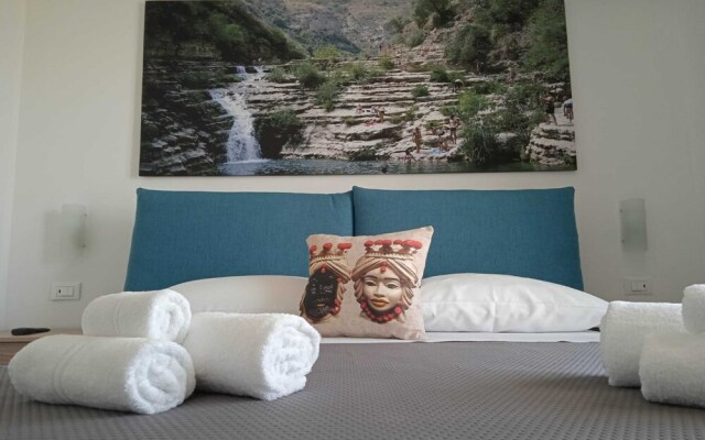 Zaffiro Apartment On Sea Shore