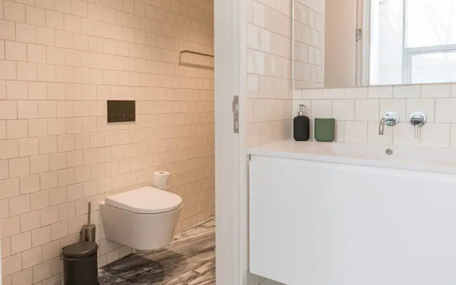 Lisbon'S Elite A Stylish & Modern Studio W Patio