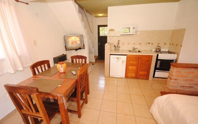 Aguaribay Apart Cabañas
