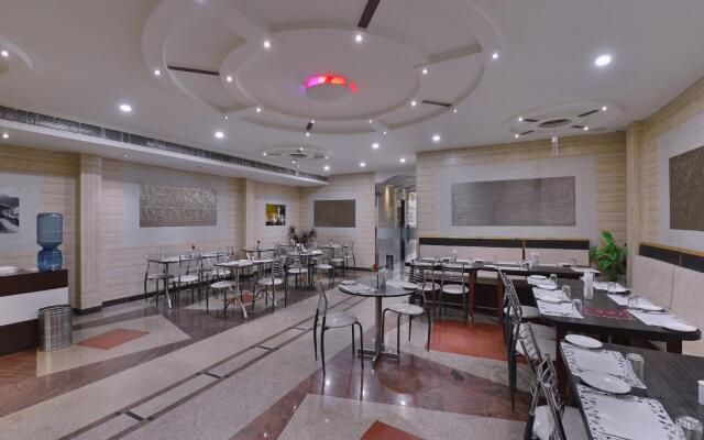 OYO 5539 Merit Hotel