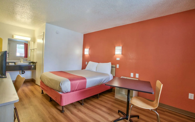 Loyalty Inn Tallahassee