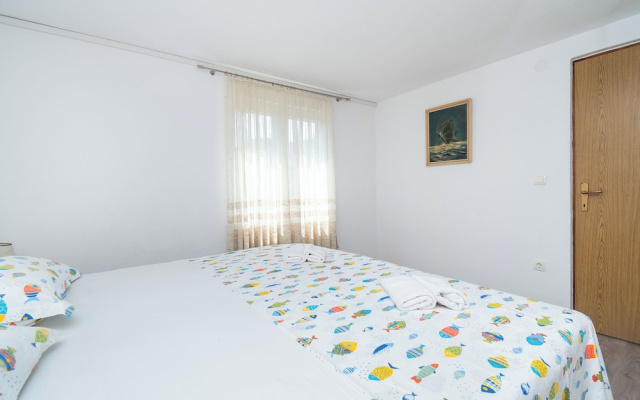 Apartments Hrvatic