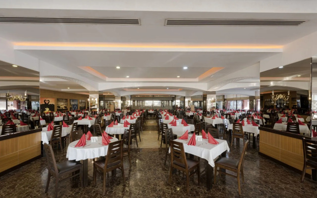 Siam Elegance Hotels & Spa