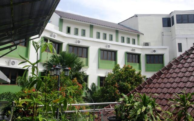 Kesambi Hijau Hotel