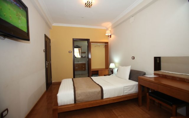 Ark Hotel Addis