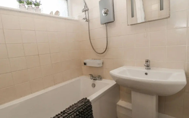 9 Manorcombe Bungalows