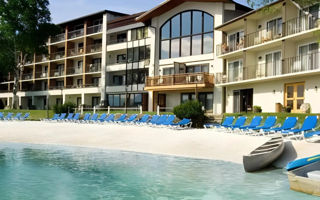 Golden Arrow Lakeside Resort