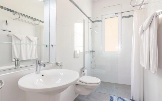 Awesome Home in Funtana With Wifi and 4 Bedrooms