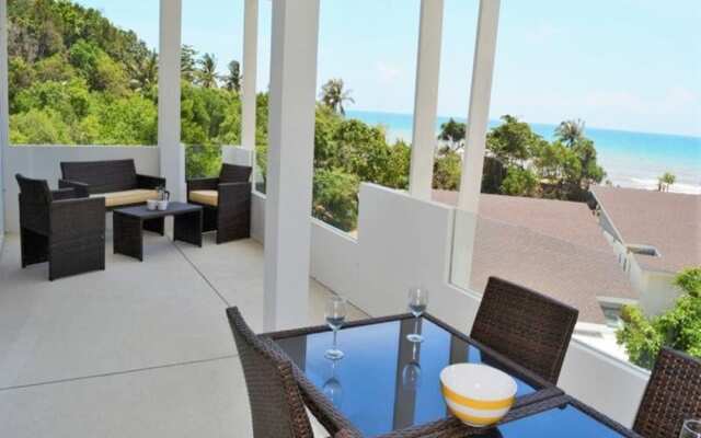 Coconut Bay Club Suite 305