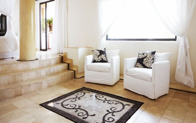 Tentaciones Hotel & Lounge Pool - Adults Only