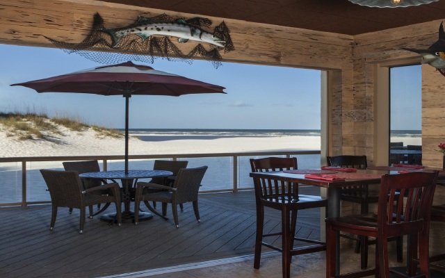 Sandpearl Resort