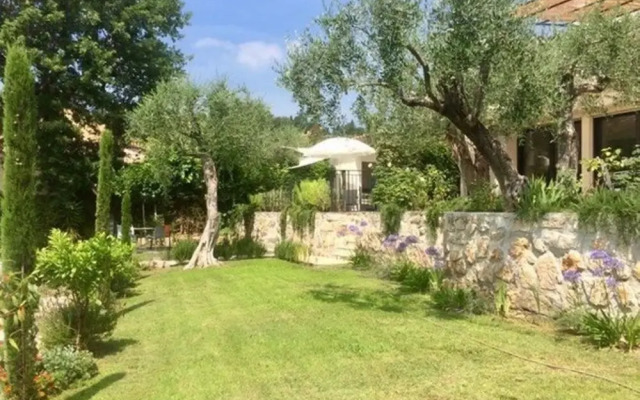 Mas Saint Antoine - Chambres d'hôtes à Grasse, Alpes Maritimes, Provence, Côte d'azur