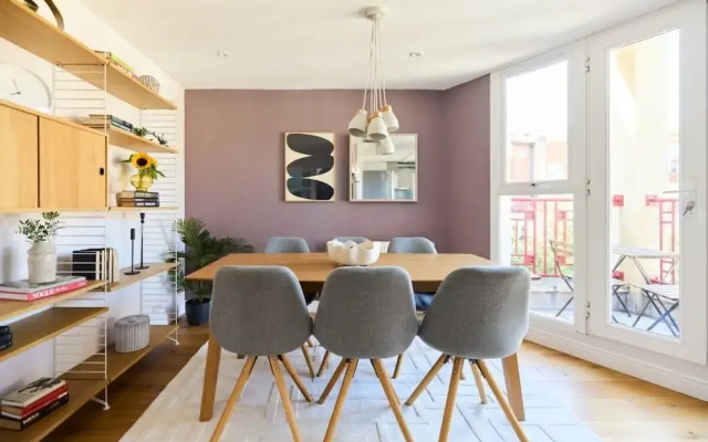 The Brunswick Retreat - Warm 3bdr Flat With Balcony