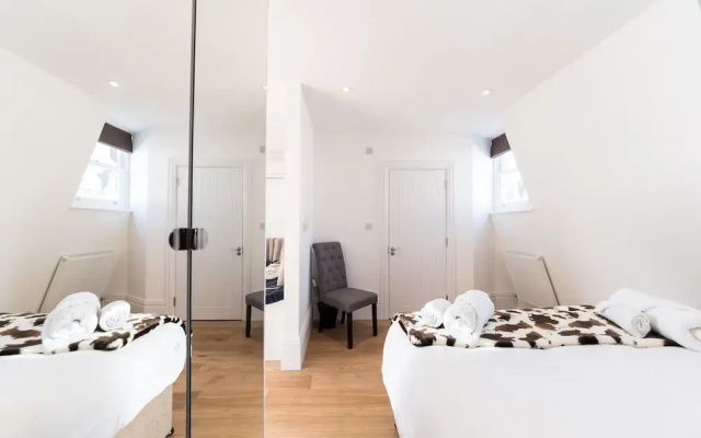 Pet-friendly Fulham Broadway Penthouse, Sw Balcony