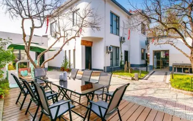 Suzhou Xishan Jianghu Villa