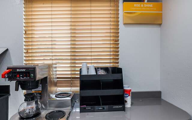 Motel 6 Ventura, CA - Downtown