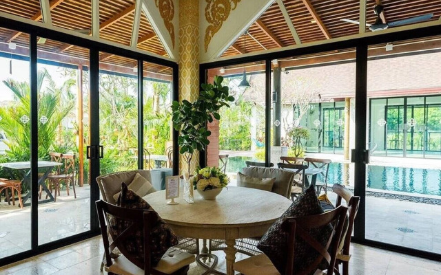 Coco Paradiso Phuket Hotel