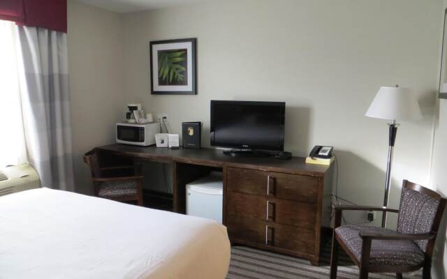 Super 8 Saskatoon Near Downtown