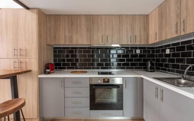 Industrial Loft near Seaside W 200Mbps
