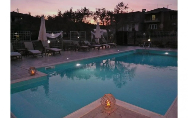 Avra Hotel