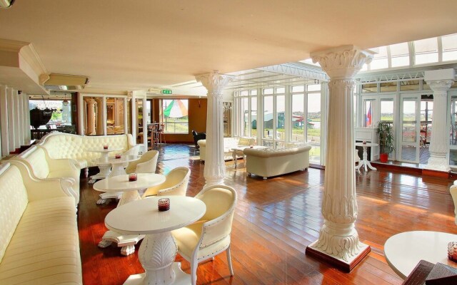 The Sands Hotel
