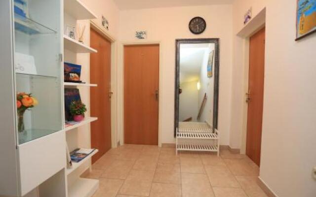 Stela Apartments