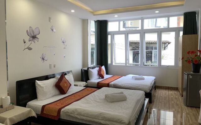 Moon Light Hostel