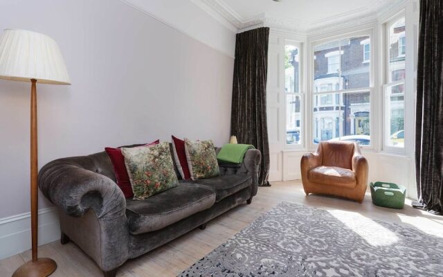 Veeve - Highgate Retreat